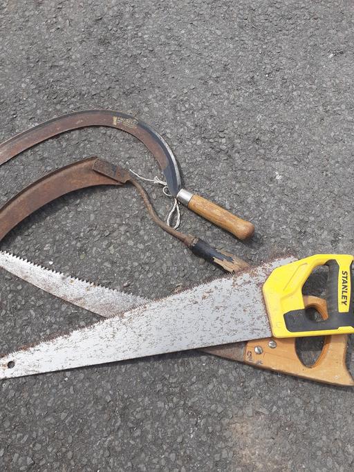 Buy & Sell West Midlands Birmingham - Photos for tools sythes and saws £3 each