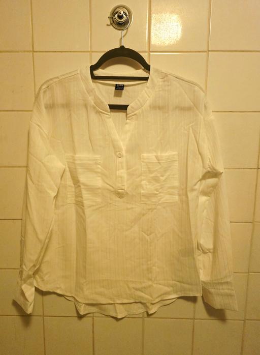 Buy & Sell South East London Greenwich - South East London - Photos for Shein Chiquease Asymmetric White Blouse New