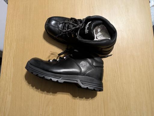 Buy & Sell West Midlands Birmingham - Photos for Boys Timberland Shoes (UK Size 3)