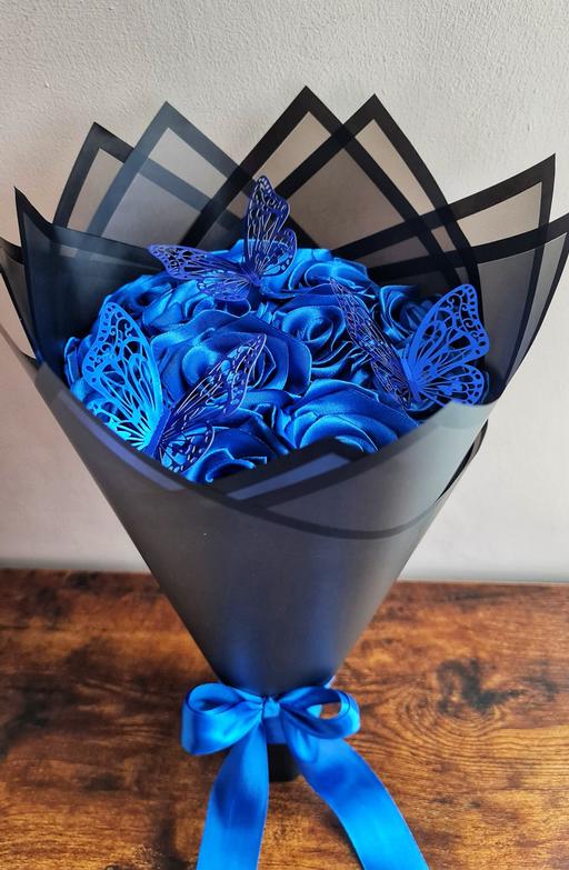 Classes West Midlands Sandwell - Photos for ribbon silk roses bouquet gift eternal roses