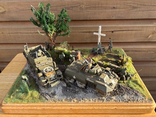 Buy & Sell Worcestershire Wychavon - Photos for M8 Greyhound car x M2/3Halftrack diorama