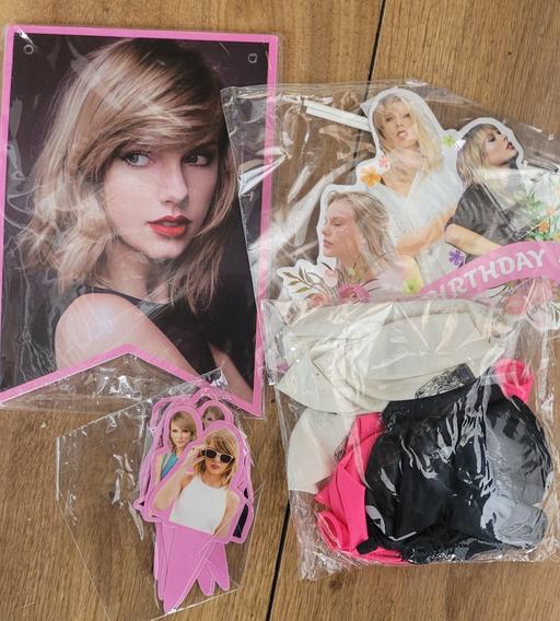 Buy & Sell West Midlands Birmingham - Photos for Tyler swift party pack 