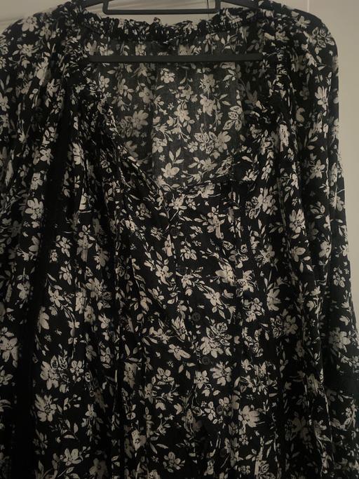 Buy & Sell Buckinghamshire Milton Keynes - Photos for Curve Women top