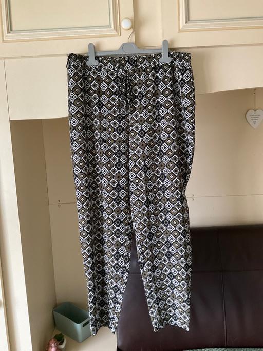 Buy & Sell West Midlands Sandwell - Photos for Summer trousers