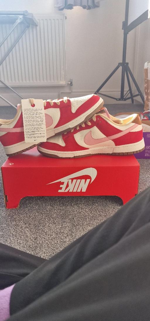 Buy & Sell Kent Folkestone and Hythe - Photos for Nike dunk low bacon Uk 9