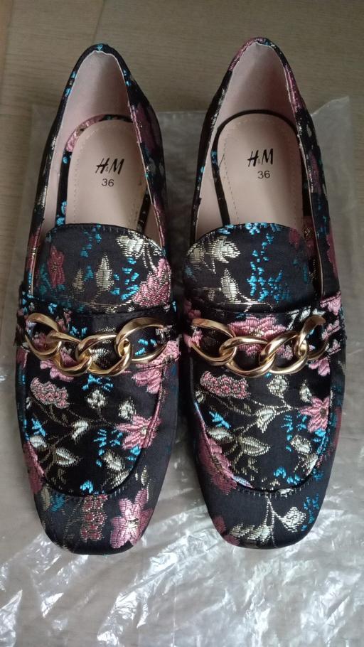 Buy & Sell East London Loxford - East London - Photos for Floral shoes