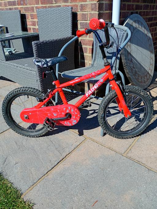 Buy & Sell Hertfordshire Broxbourne - Photos for Child's bicycle Apollo Fade