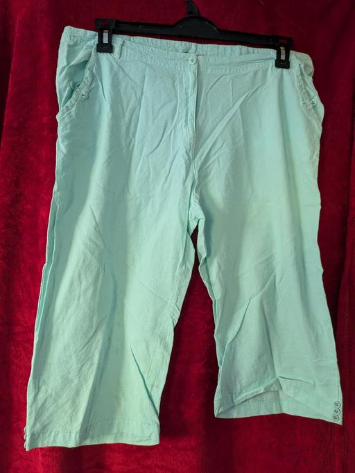 Buy & Sell Shropshire Telford and Wrekin - Photos for NEW WOMENS 3/4 LENGTH TROUSERS