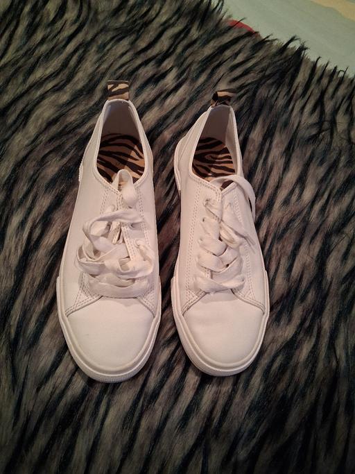 Buy & Sell Cornwall Mitchell - Cornwall - Photos for Berksha white trainers