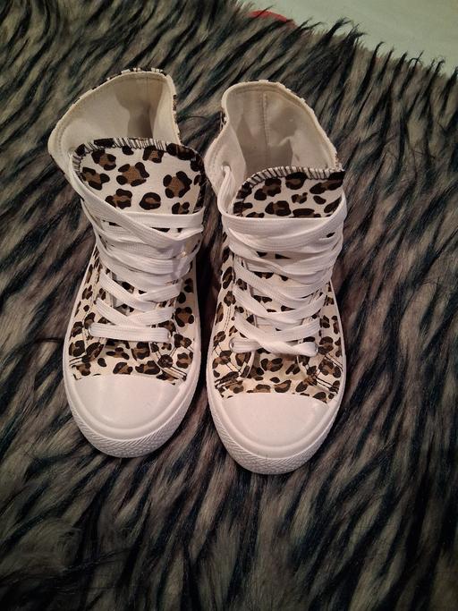Buy & Sell Cornwall Mitchell - Cornwall - Photos for Animal print baseball pumps