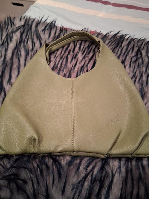 Buy & Sell Cornwall Mitchell - Cornwall - Photos for Green slouch handbag