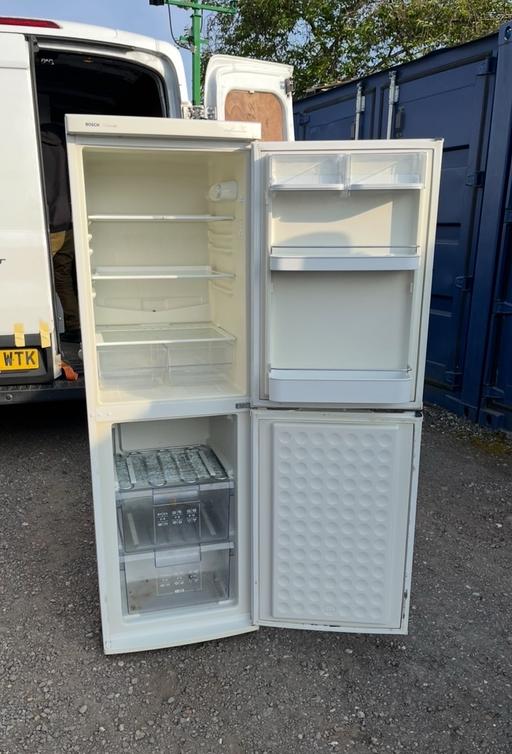 Buy & Sell South East London Croydon - Photos for BOSCH Classixx FRIDGE FREEZER-DELIVERY AV.