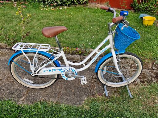 Buy & Sell West London Hillingdon - Photos for GIRLS PAZZAZ BIKE BICYCLE
