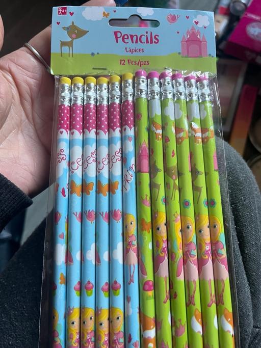 Buy & Sell West Midlands Wolverhampton - Photos for Pencils £1 a pack a few