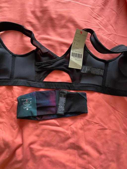 Buy & Sell South West London Kingston upon Thames - Photos for Sweaty Betty sorts bra and head band