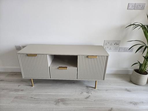 Buy & Sell East London Plaistow - East London - Photos for Matte taupe TV unit in excellent condition