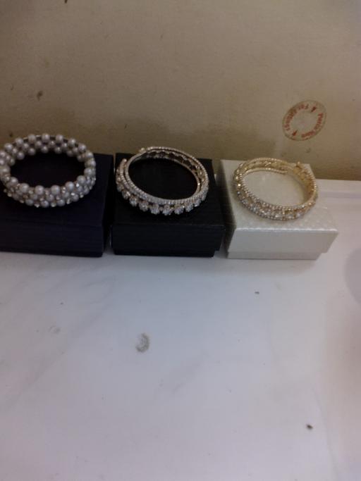 Buy & Sell South East London Woolwich - South East London - Photos for bracelets