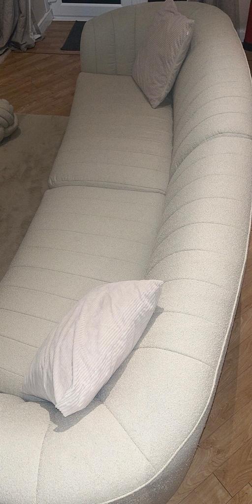 Buy & Sell County Durham Hartlepool - Photos for Beige 4 seat sofa