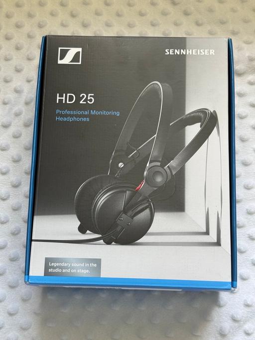Buy & Sell East London Walthamstow - East London - Photos for Sennheiser HD headphones