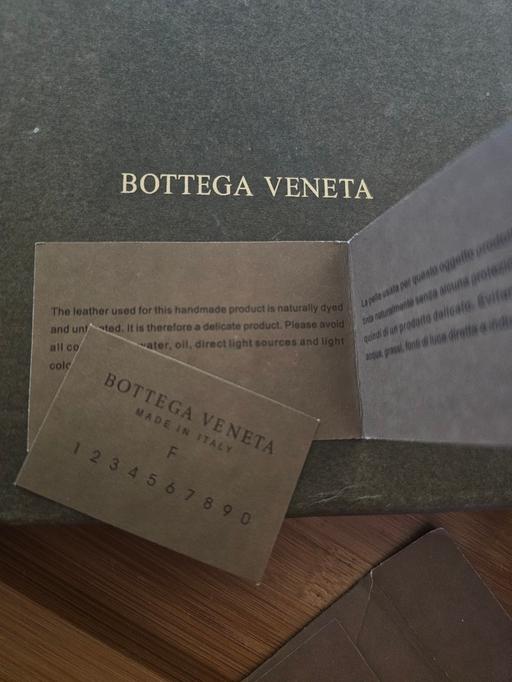 Buy & Sell Worcestershire Bromsgrove - Photos for Bottega Veneta black leather belt