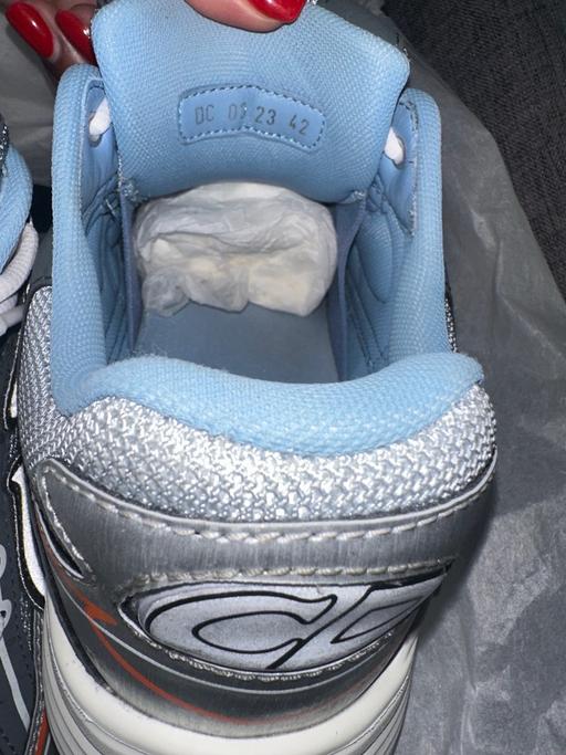 Buy & Sell North West London The Hyde - North West London - Photos for Dior B30 size 8