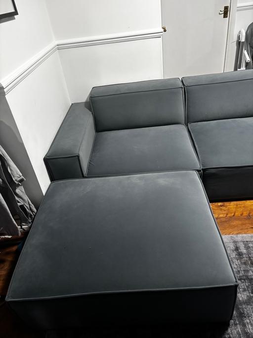 Buy & Sell Essex Epping Forest - Photos for 2 seater modular sofa