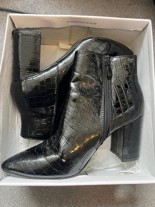 Buy & Sell West Berkshire Burghfield Common - West Berkshire - Photos for Boots Size 4