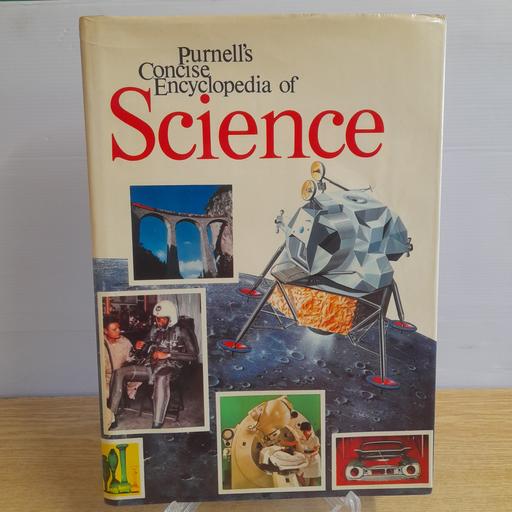Buy & Sell Lancashire South Ribble - Photos for VINTAGE 1970’s ENCYCLOPEDIA