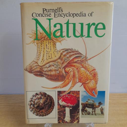 Buy & Sell Lancashire South Ribble - Photos for VINTAGE 1970’s ENCYCLOPEDIA