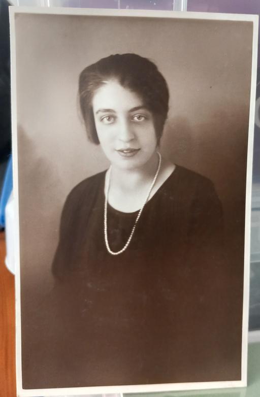 Buy & Sell Merseyside Saint Helens - Photos for 1920s lady with pearl necklace photo postcard