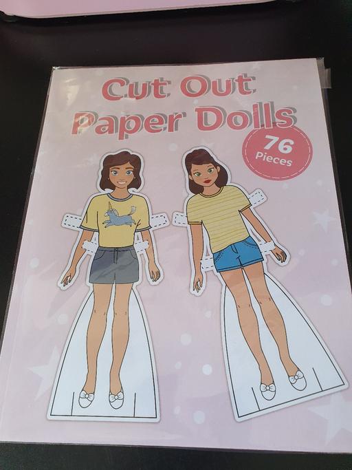 Classes West Midlands Dudley - Photos for cut out paper dolls book NEW