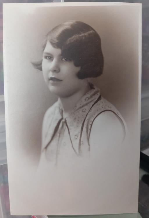 Buy & Sell Merseyside Saint Helens - Photos for Antique 1920s photo of lady portrait postcard