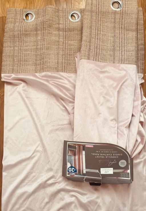 Buy & Sell Camp Hill Birmingham - Photos for Eyelet dusky pink curtains size 54x86in