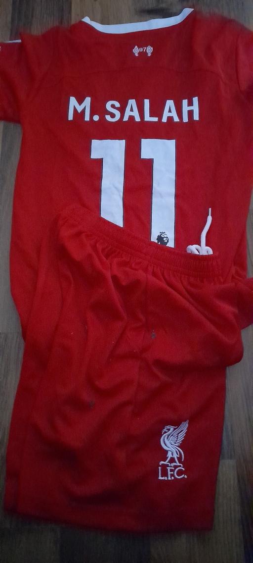 Buy & Sell West Midlands Walsall - Photos for LIVERPOOL SALAH 11 KIT. 7/9 YRS