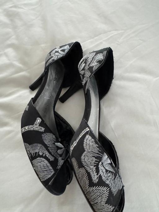 Buy & Sell West Yorkshire Wakefield - Photos for Lovely shoes