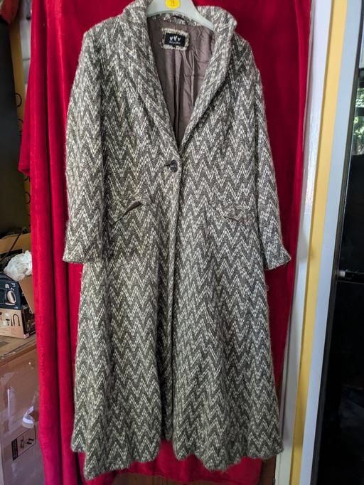 Buy & Sell Shropshire Telford and Wrekin - Photos for PRELOVED WOMENS DRESS COAT