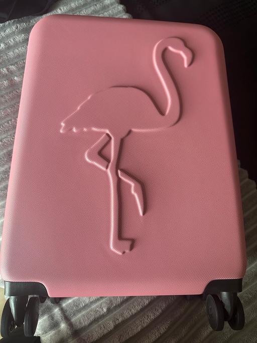 Buy & Sell West Midlands Dudley - Photos for Chargeable pink suitcase