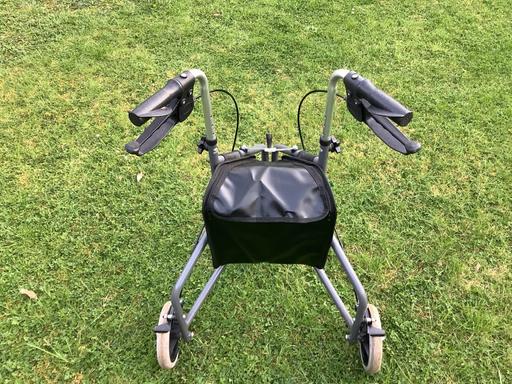 Buy & Sell West Midlands Birmingham - Photos for TRI WALKER SHOPPING STROLLER