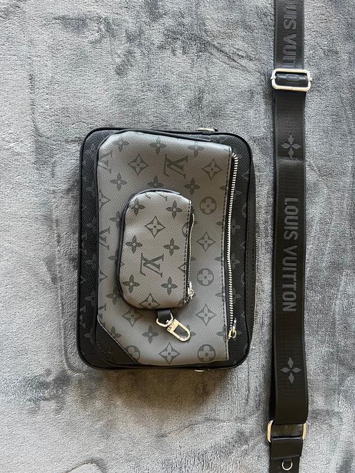 Buy & Sell Greater Manchester Wigan - Photos for LV Trio Messenger Bag
