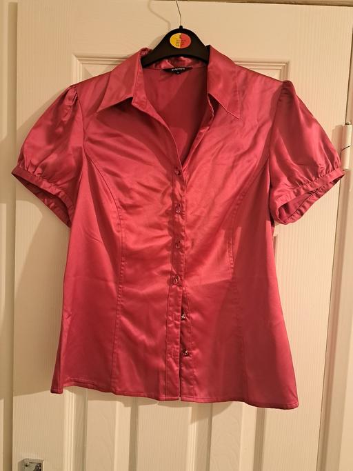 Buy & Sell West Midlands Dudley - Photos for womens size 14 silky pink blouse