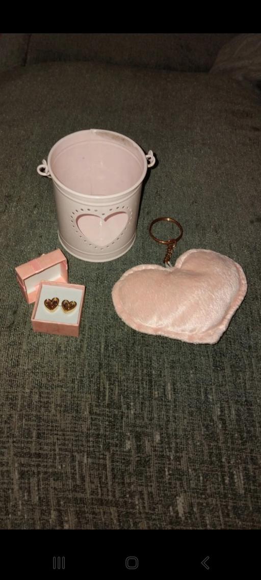 Buy & Sell West Midlands Wolverhampton - Photos for Heart Bundle.