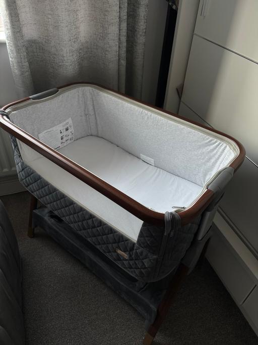 Buy & Sell Kent Ashford - Photos for Tutti Bambini bedside crib