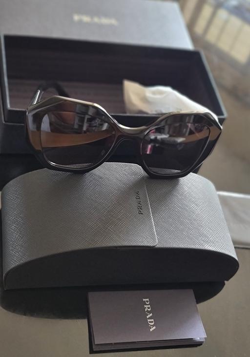 Buy & Sell North West London Harlesden - North West London - Photos for Prada Sunglasses