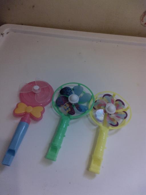 Buy & Sell South East London Woolwich - South East London - Photos for whisles+cleaning items 