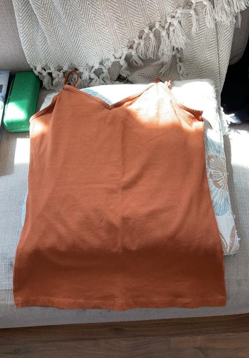 Buy & Sell South Yorkshire Doncaster - Photos for Brown vest top