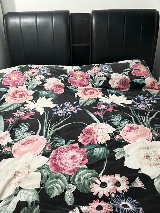 Buy & Sell East London Limehouse - East London - Photos for Ottoman storage bed king size