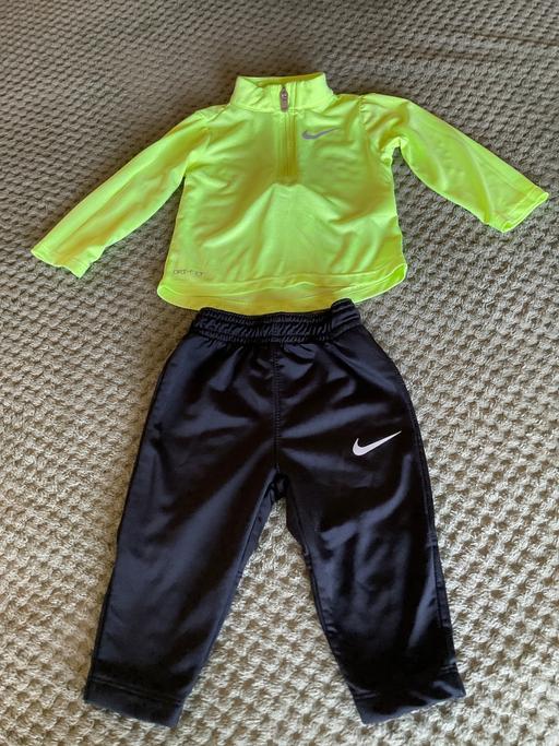 Buy & Sell West Midlands Sandwell - Photos for Nike tracksuit