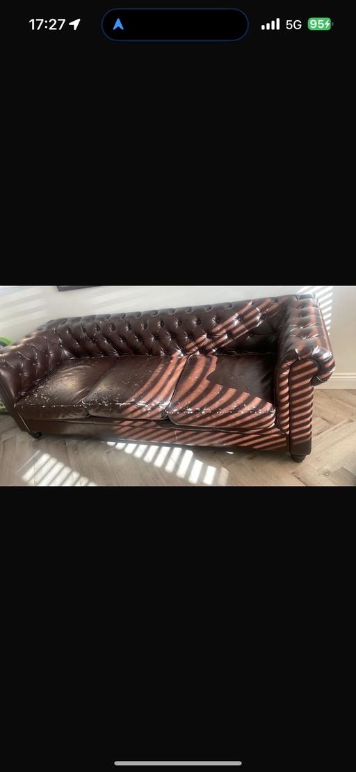 Buy & Sell West Midlands Birmingham - Photos for Chesterfield Sofa