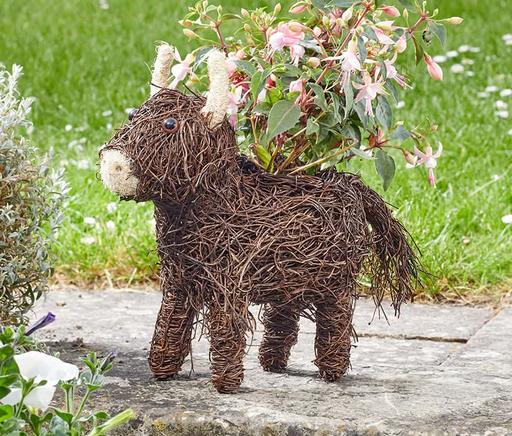 Buy & Sell Bexley Sidcup - DA15 - Photos for Highland Cow rattan Planter
