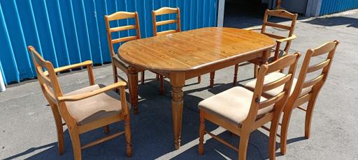 Buy & Sell Staffordshire South Staffordshire - Photos for Solid Pine Oval Dining Table and Chairs
